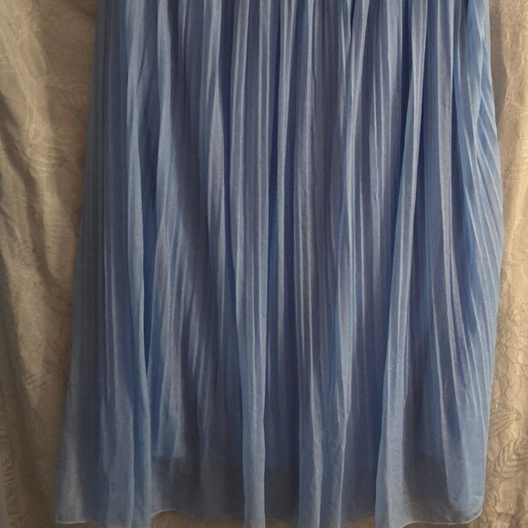 Metro wear xl baby blue midi length tule skirt - Picture 2 of 2